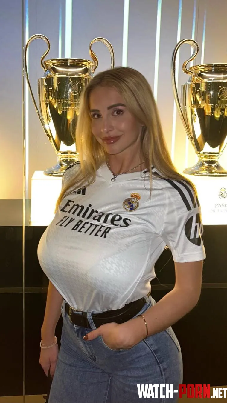 Madrid fan by Effective-Marzipan84