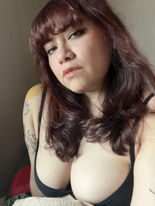 Thumbnail Shocked by My Stunning Cleavage: Beauty Revelation by SeffyBaby