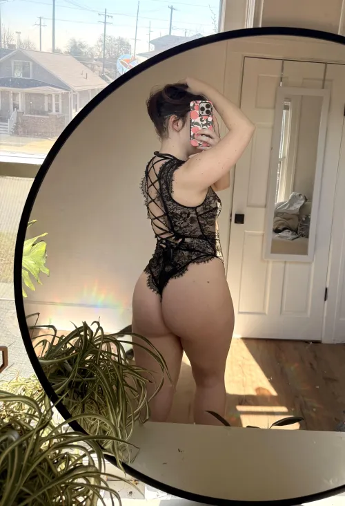 Thumbnail Lingerie Showcase: peachdelightt's Elegant Reveal