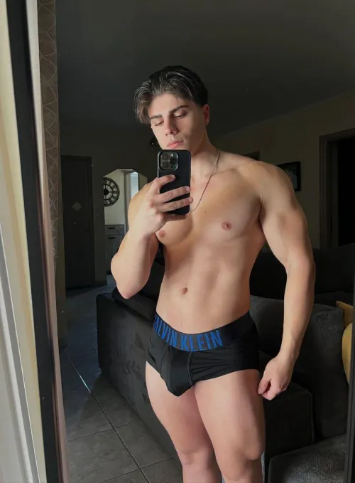 Thumbnail 19 Curious Hard - AmyFitzy99 Talks about Bulges