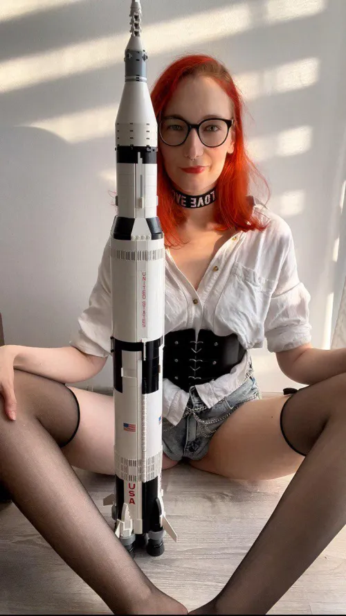 Thumbnail Prepping for a Moon Landing: CyberJuno's Take on GWNerdy