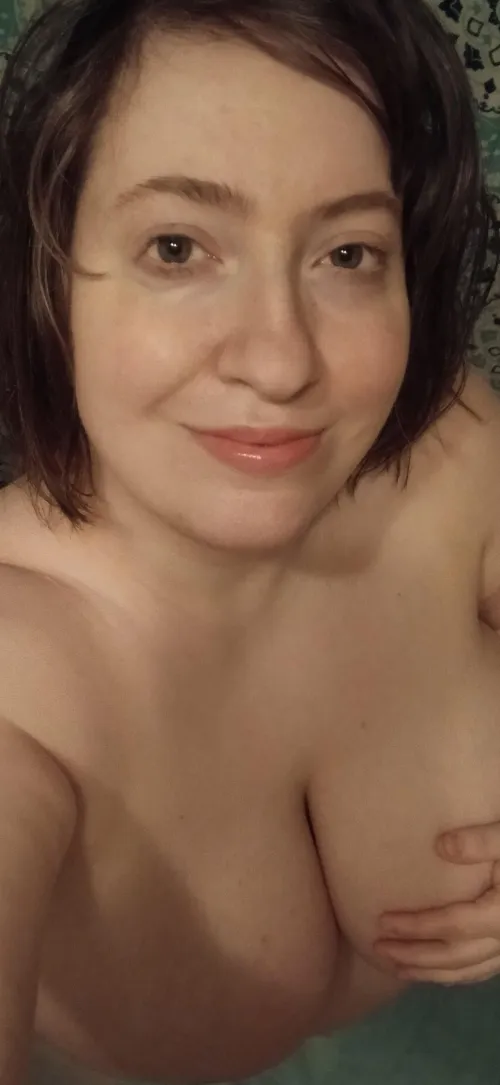 Thumbnail Shower Time Bliss: Chubby Comfort