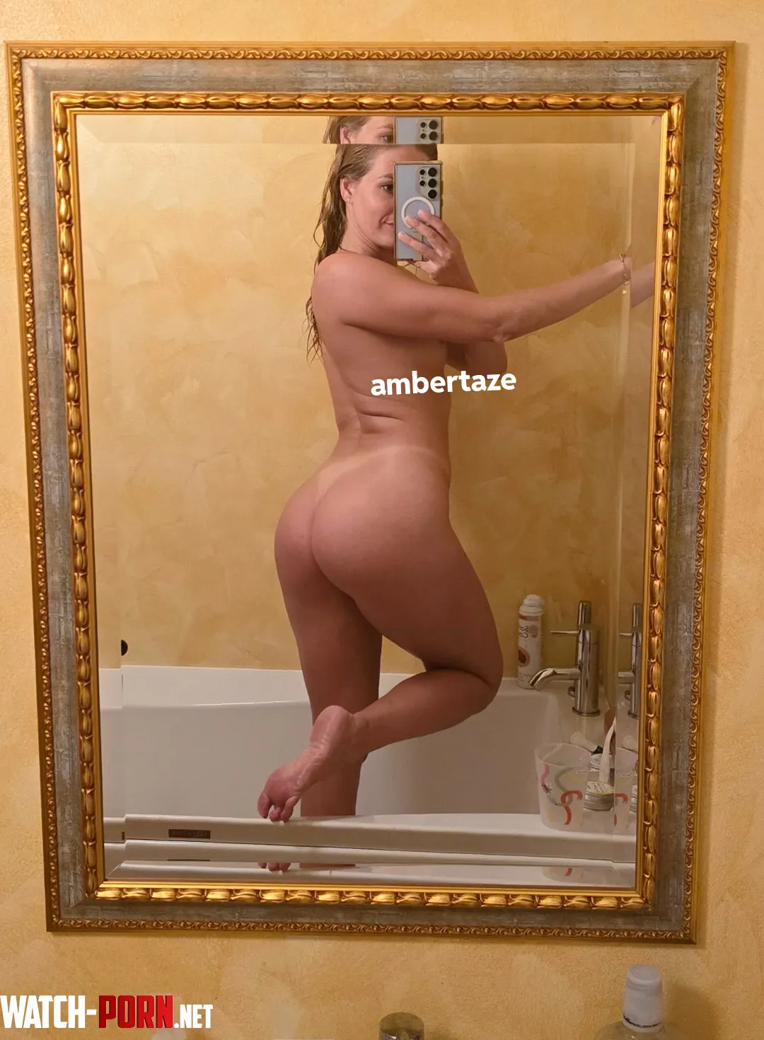 After shower selfie by ambertaze