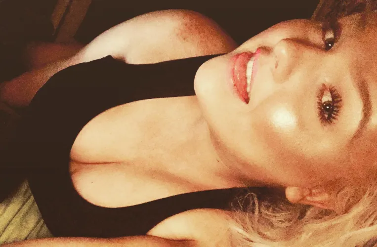 Thumbnail Morning Wetness Alert: Ready for Tasteexxxo Adventure