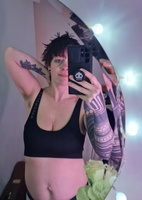 Thumbnail Goth Mommy's Unique Charm: Hairy Armpits Revealed by mistermissus86