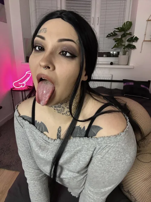 Thumbnail Unveiling the World of RealAhegao: Journey with zenerly's Big Emo Aesthetics