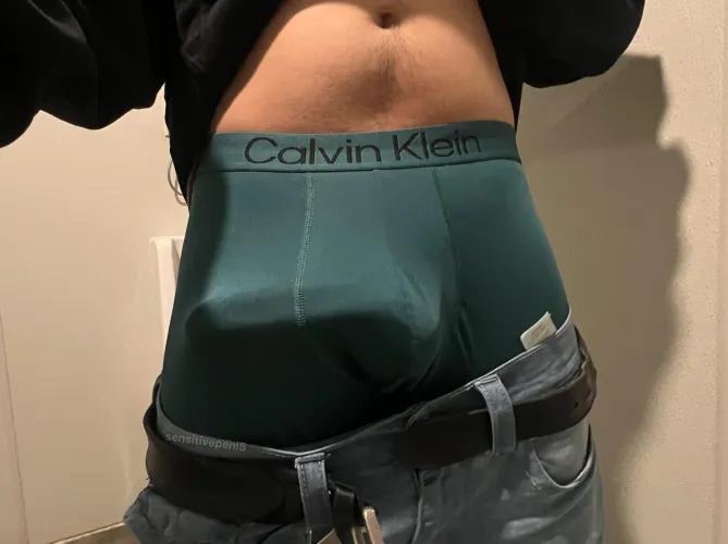 Thumbnail Bored at Work: Sensory Exploration by sensitivepeni5 | Bulges Musings
