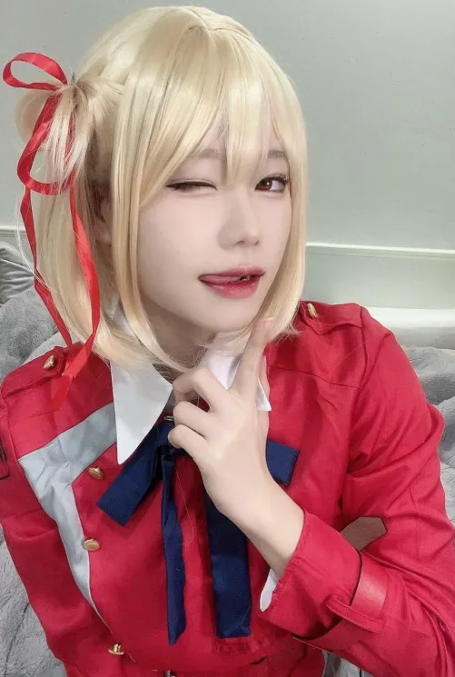 Thumbnail Cosplaygirls: Chisato Nishikigi from Lycoris Recoil by Hana
