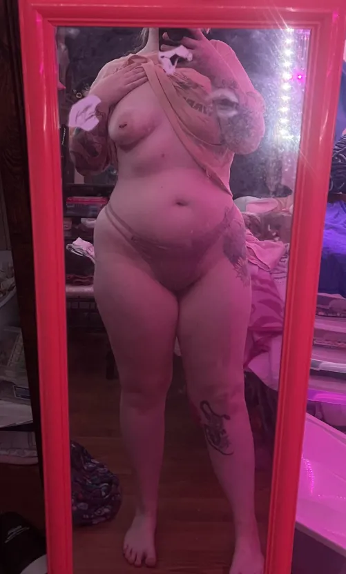Thumbnail 52 Thick Goth Girls: The Ultimate Appreciation