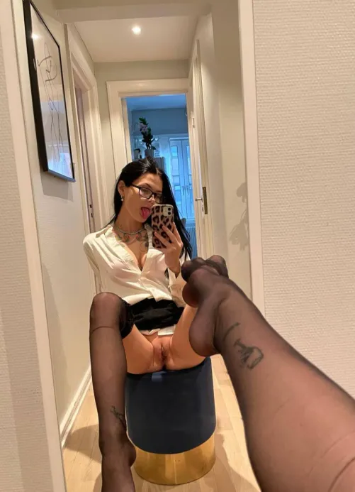 Thumbnail No Panties Policy: RadiantApplication97's Office Confession | Secretary Category