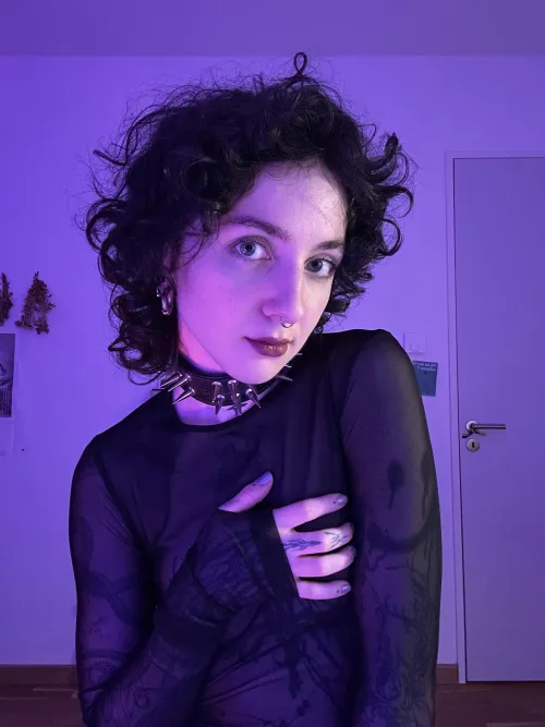 Thumbnail Zephyrenia Ponders the Question: A Cups vs. Ds in the collared Community