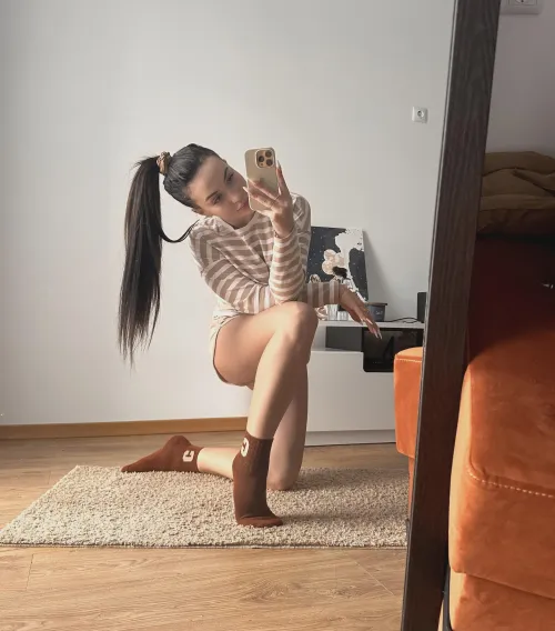 Thumbnail Dangerously Sexy Legs: A Mirror Selfie to Remember | CoconutDeliight