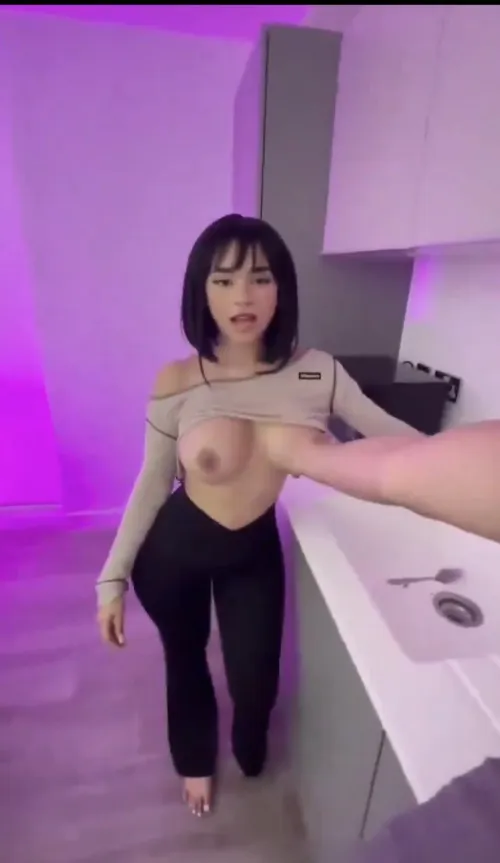 Thumbnail Mysterious Beauty: Identify Her | Opposite_Opening59 | SauceforNSFWads