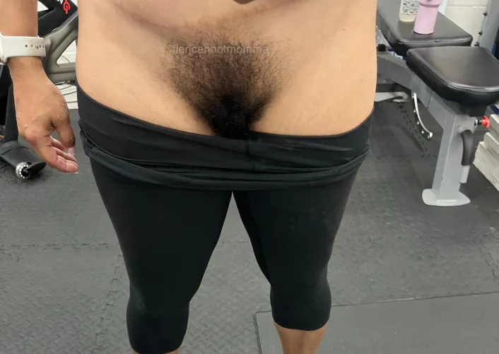 Thumbnail Confessions of a Panty-Free Workout Enthusiast | thefullbush