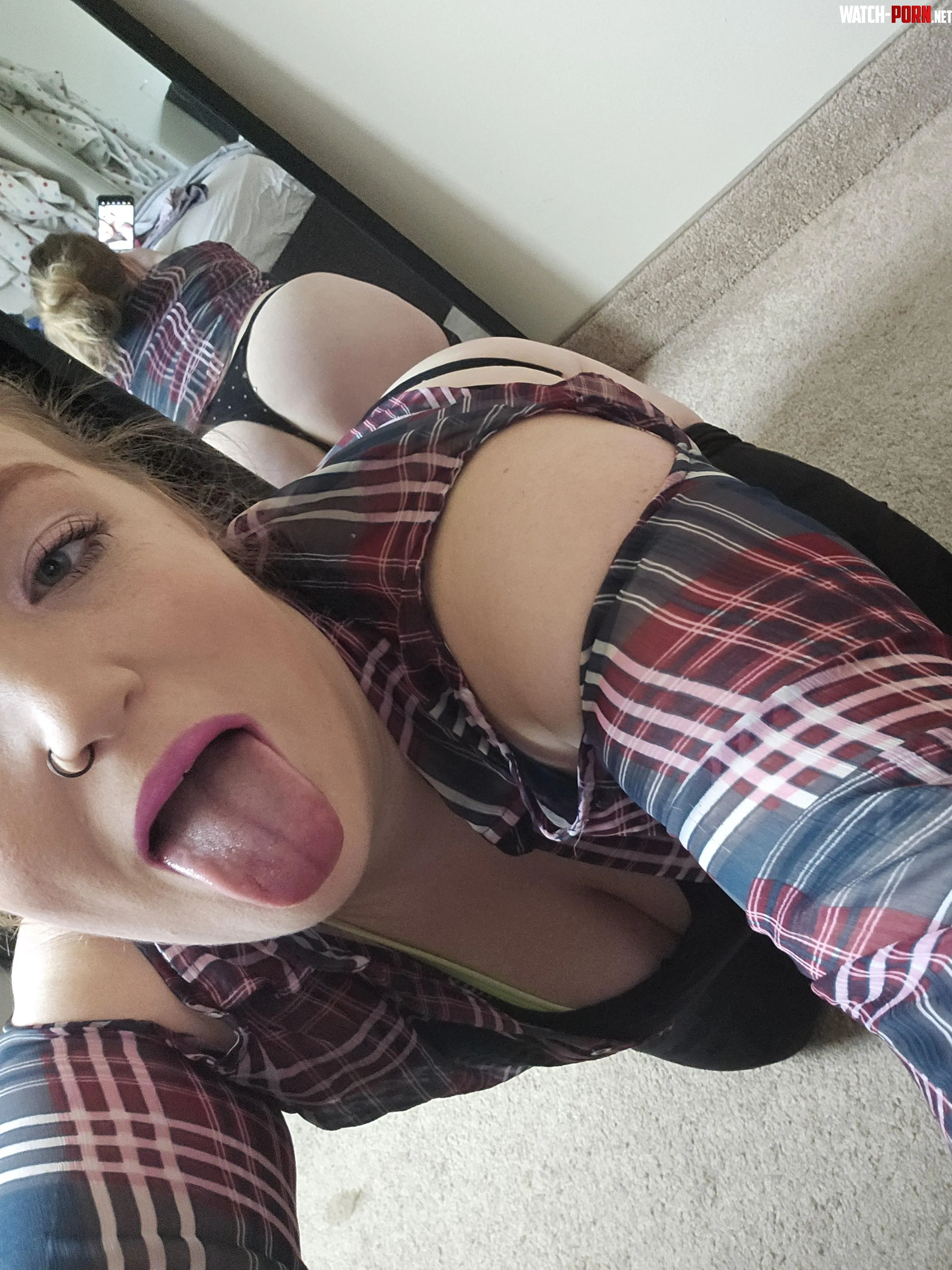 Its my birthday To celebrate DM me birthday and youll get a present from me by emmafae88