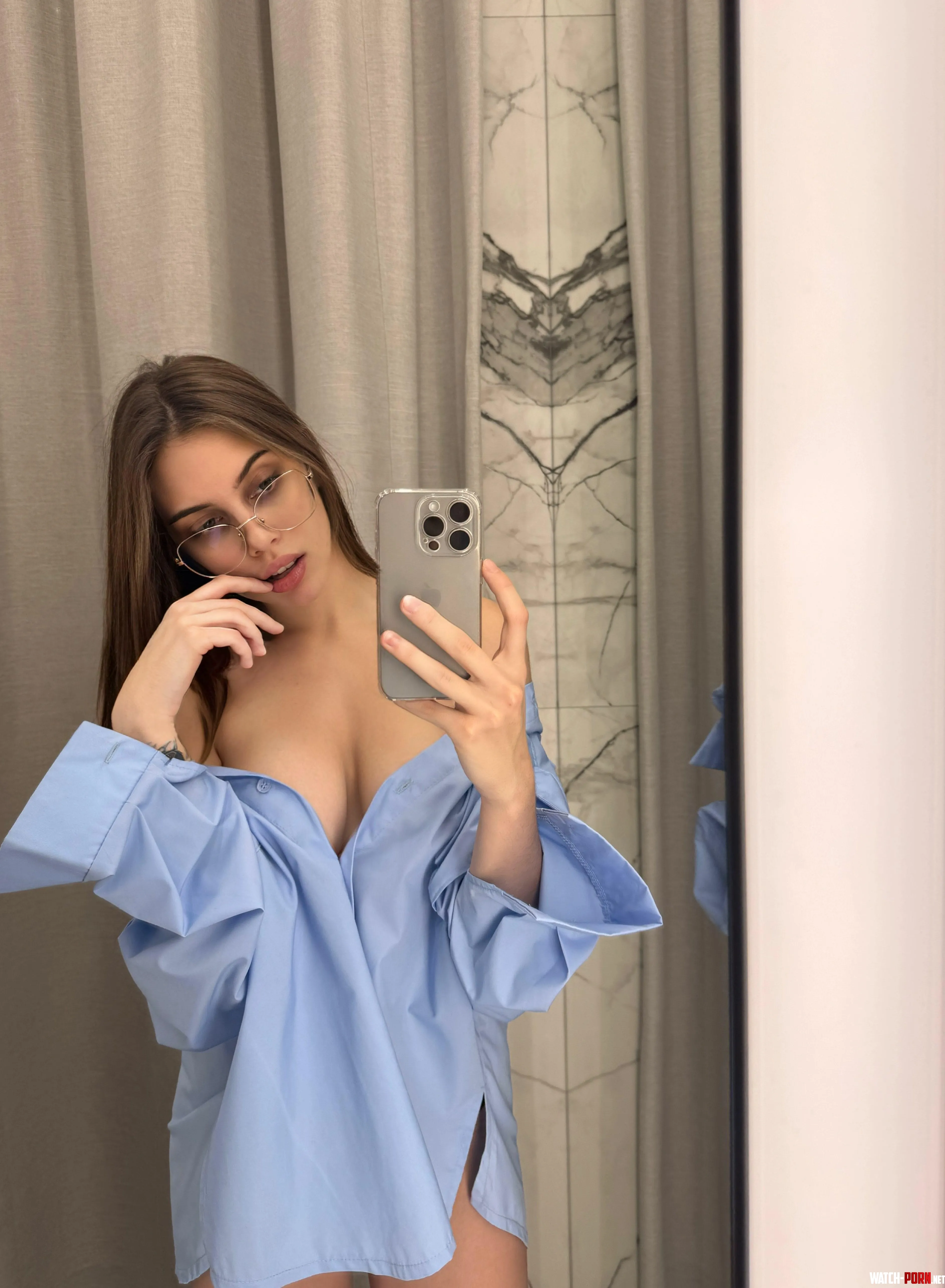 loved to seduce you with my selfies by meliLIinda