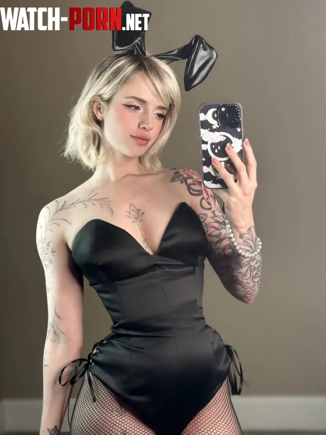 My Bunny Android 18 cosplay by TheRealKhaleesiBB