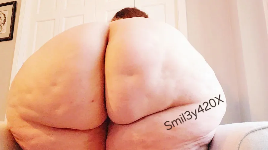 Thumbnail Embrace Obsession - Smil3y420X's Intimate Encounter Chronicles
