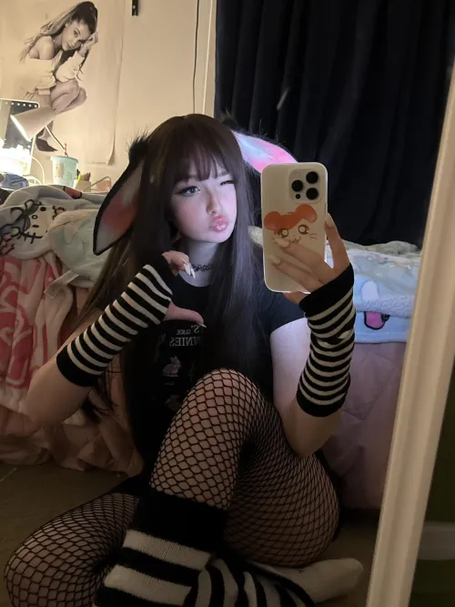 Thumbnail Here to Please: Rapture_Rose69's ShinyPorn Journey | ShinyPorn