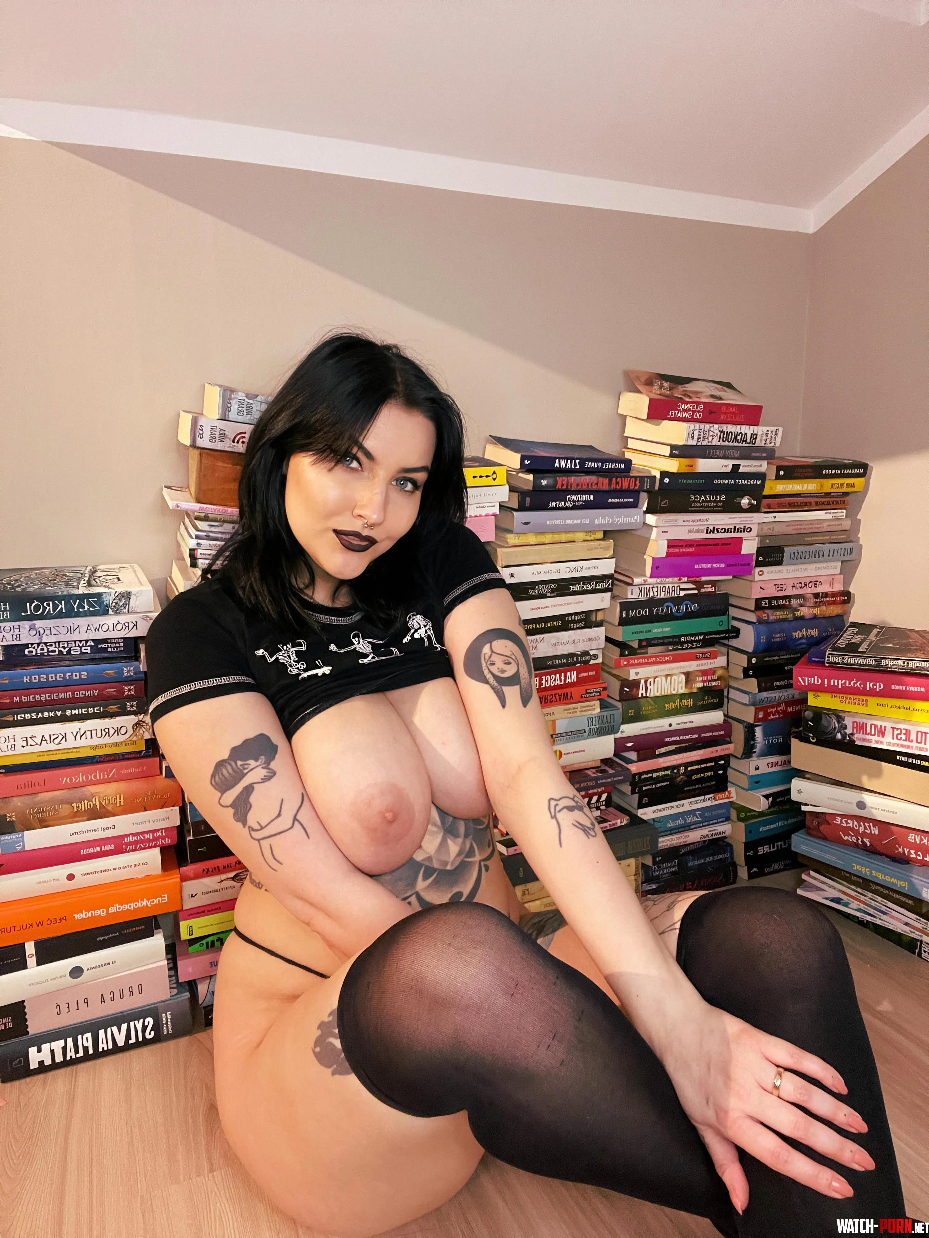 I should cover my boobs with ink by Blumerystka