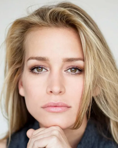 Thumbnail Piper Perabo: An Ode to Beauty by Fit_Employment_7645 | PrettyGirls