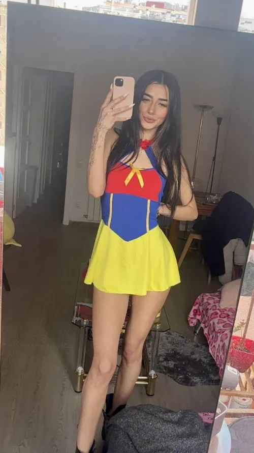 Thumbnail Bedroom Antics: naughtysophiaz's Captivating Style
