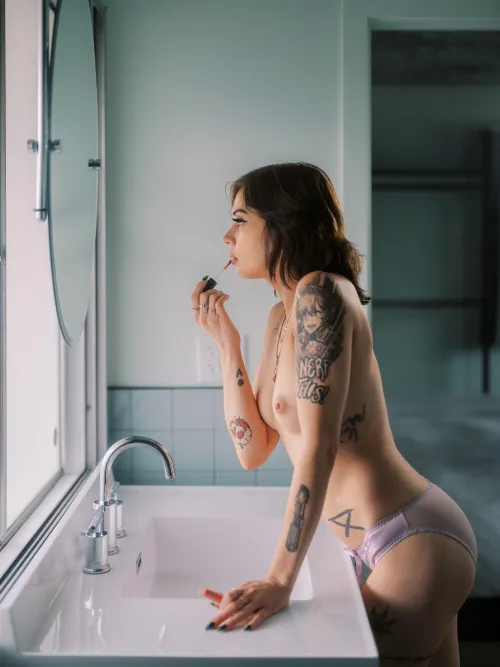 Thumbnail Unleashing Wild Hope: Dive into RugsOnly | lioness_92