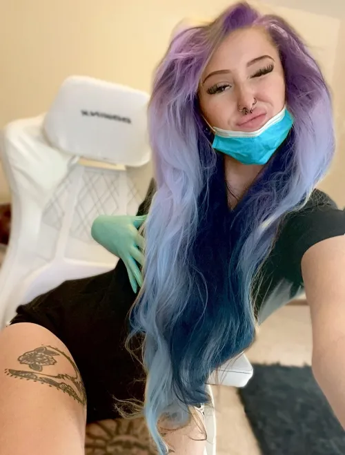 Thumbnail Gaming Hours: Unwinding with Autumnlovess_ After Hospital Shifts