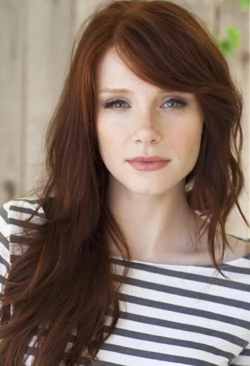 Thumbnail Bryce Dallas Howard's Alluring Splendor by rom003