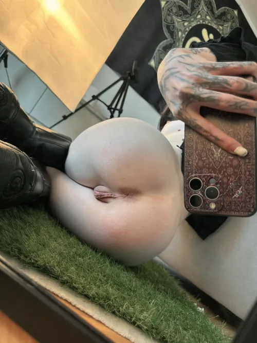 Thumbnail Indulging in Erotic Bliss: EdibleButtholes Pleasures with VannahbabyB