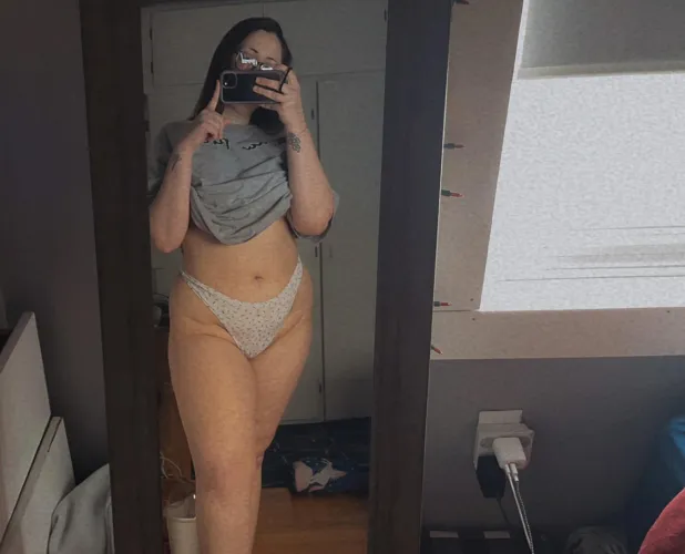 Thumbnail Spoil Me: Connect with meadowgirl_27 on Telegram