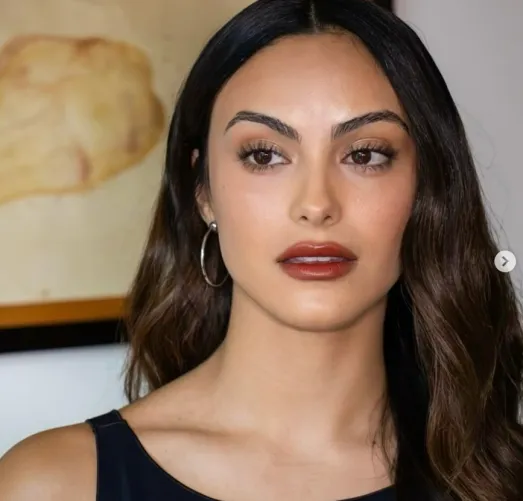 Thumbnail Camila Mendes: i_like_cake_96 Portrait of Prettygirls