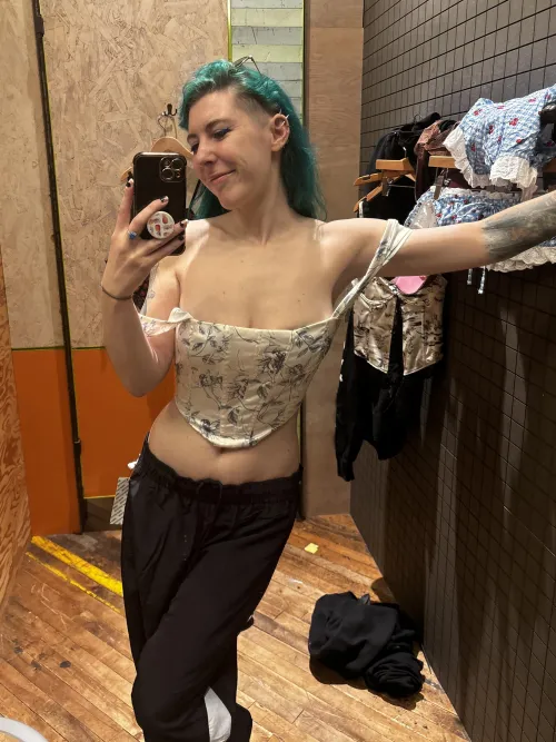 Thumbnail Fitting Room Fun: sirenskiss3's Mirror Selfie Adventure