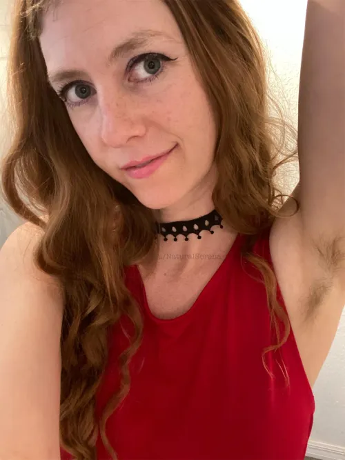 Thumbnail Peachy Fuzziness: NaturalSerena's HairyArmpits Exploration