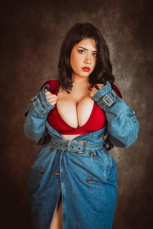 Thumbnail Be a Gentlemen: The Art of Appreciating My Cleavage | StyxHips