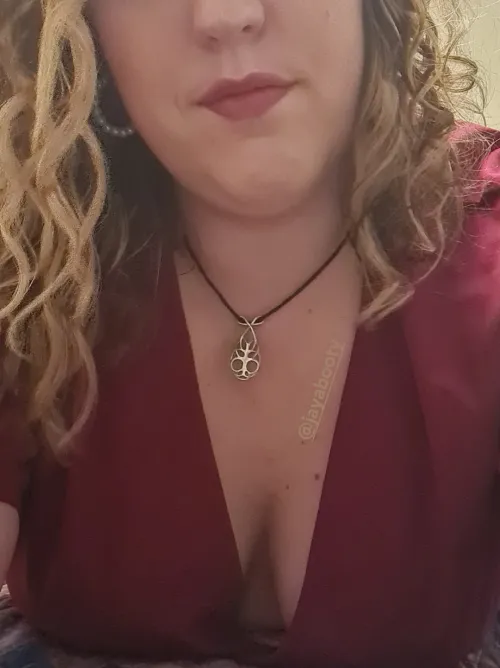 Thumbnail Watch Your Step with JayaBooty - Don't Fall in the Gap | downblouse