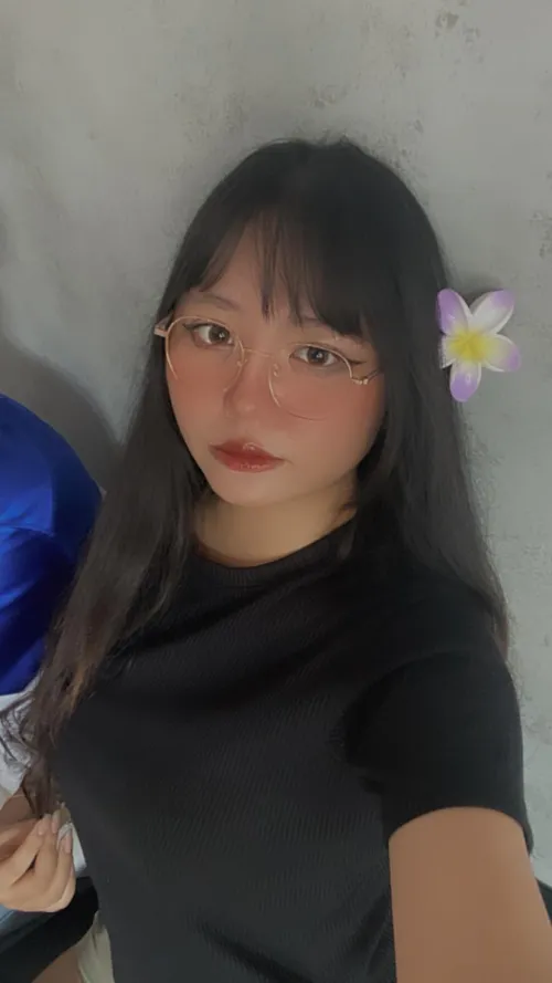 Thumbnail Sweetie Waiting for Maturity: Motion by Bother_Altruistic | Asiansgonemild
