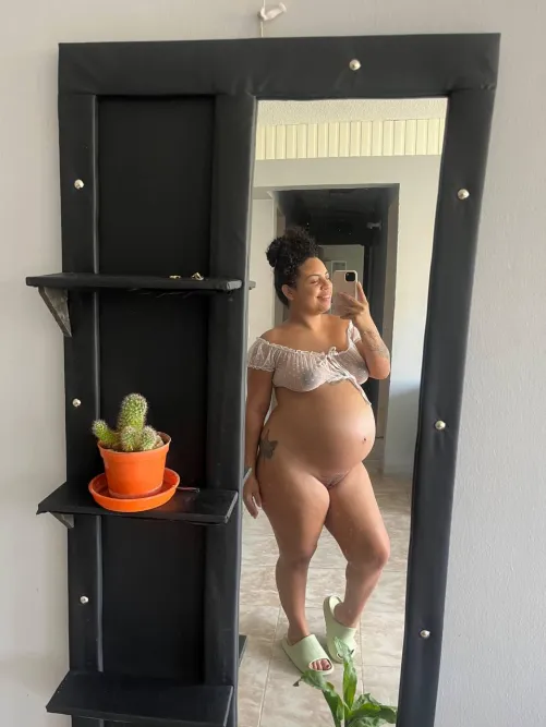 Thumbnail Ill_valentina_5248 Asks: Like My Pregnancy? Explore PregnantPorn Beauty