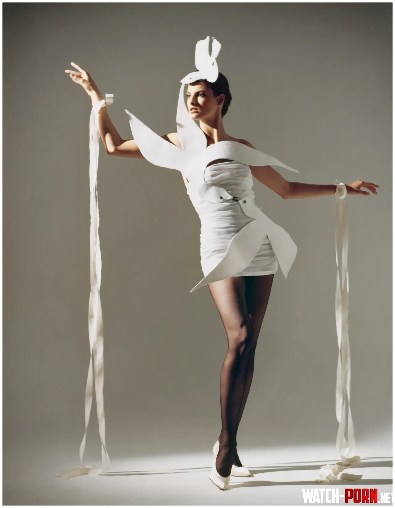 Linda Evangelista by bil_sabab