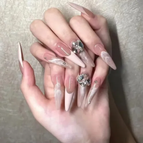 Thumbnail Nail Care Adventures: Cherishing the Experience of Nail Enhancement
