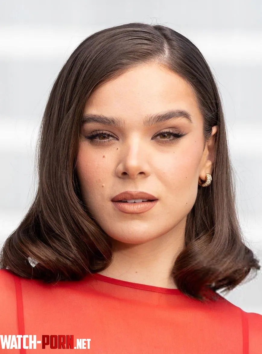 Hailee Steinfeld by Ken789gh