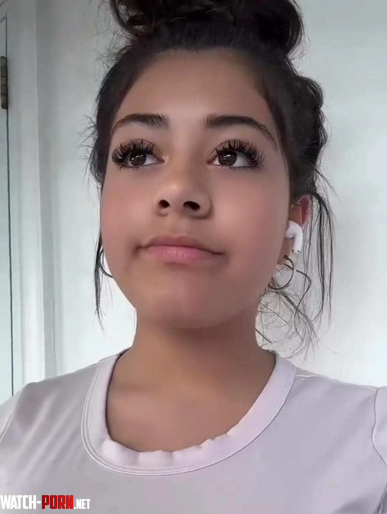 Im 18 would you fuck me what would you do to me by Even-Date8023