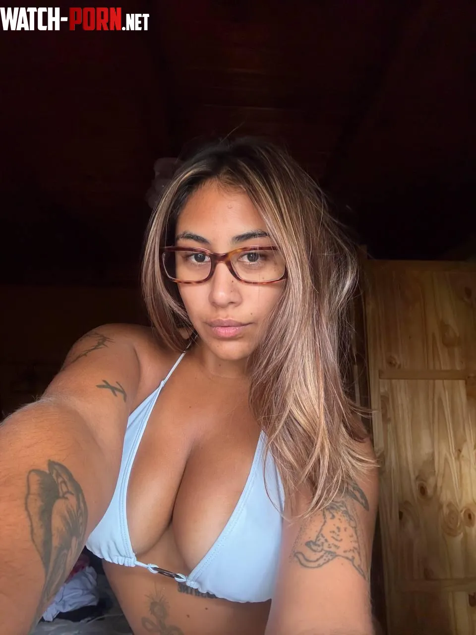 nothing can go wrong with showing a little bit of cleavage by flora_OFxo