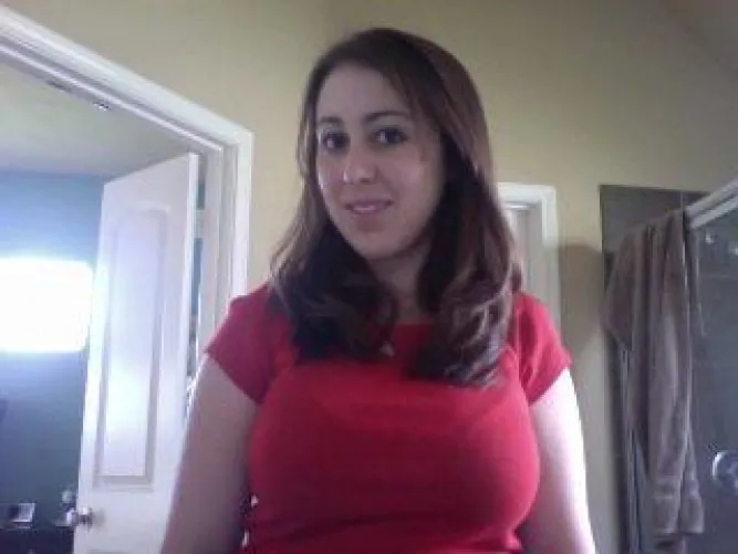 Thumbnail Real_Personality_919, a 45-Year-Old Wife's Story Unfolds