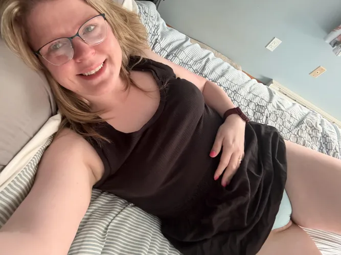 Thumbnail I Hope Your Tongue Likes to Cuddle by tightpixienurse | maturemilf