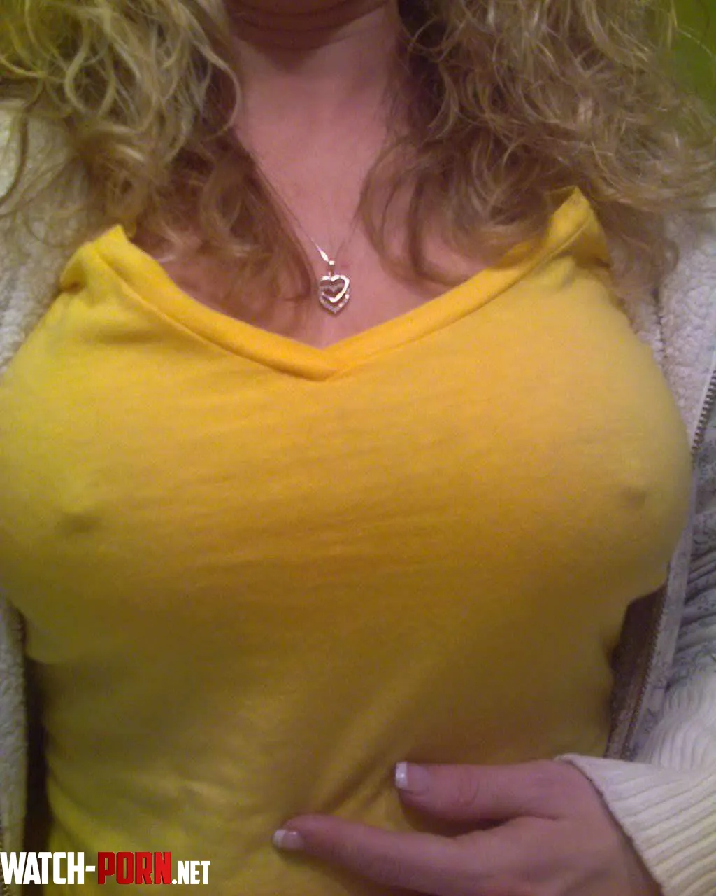No bra needed by sd9800
