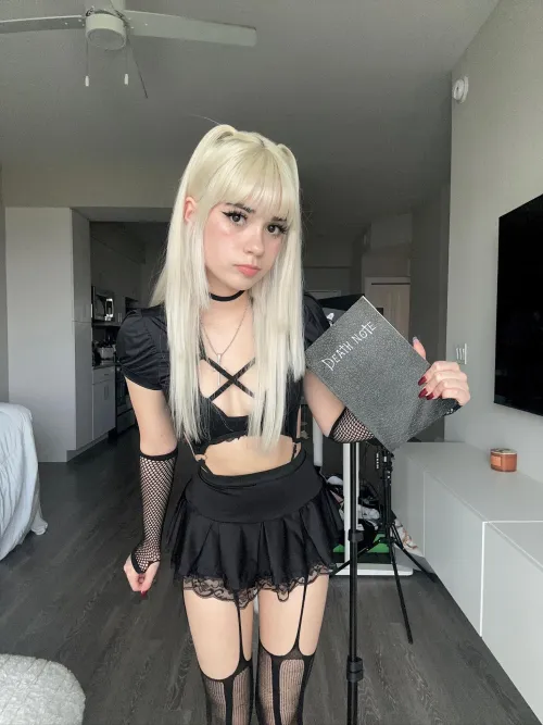 Thumbnail Jessie_Ra3 Brings Misa Amane to Life in a Captivating Cosplay