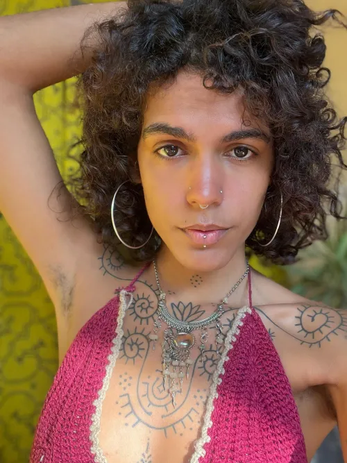 Thumbnail Embracing Natural Beauty with Author lala_lais | armpitfetish Category
