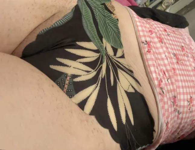 Thumbnail Courteneybbg Tempts with a Sleepover Proposal in a Seductive Twist