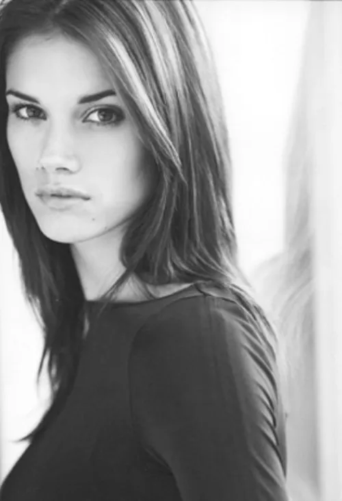 Thumbnail Missy Peregrym's Radiance in PrettyGirls Category